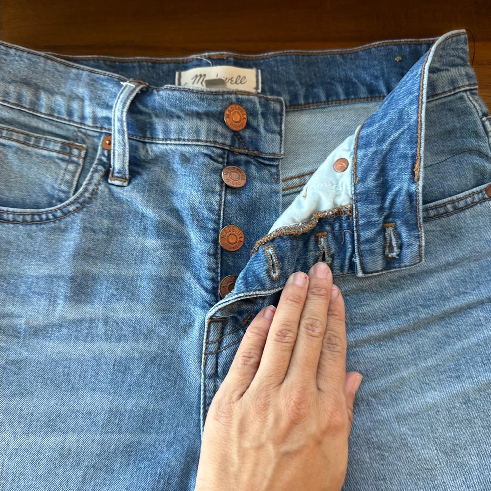 Madewell Light Blue Denim Button-Fly Shorts - Picture 3 of 7